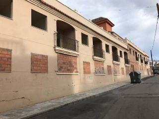 Edificio en construcción situado en Pechina 2
