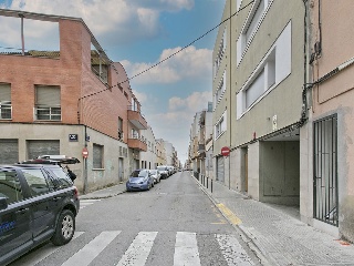 Edificio de viviendas y garajes en C/ Roca i Roca - Terrassa - 2