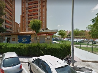 Local en venta en Alicante de 88  m²