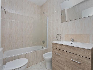 Calle Francesc Layret,De 20  Escalera 3 Planta 1 Puerta 1 6