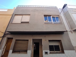 Piso en venta en Vall D'uixó (la) de 107  m²