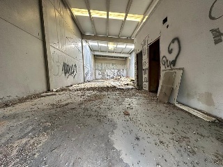 INDUSTRIA, DE LA 6