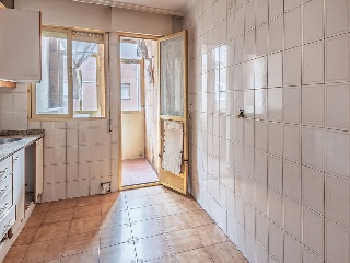 Piso en C/ Emiliano A. Sanchéz Lombas, Bembibre (León)  5