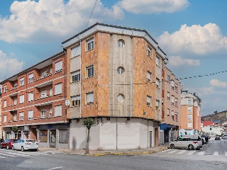 Piso en C/ Emiliano A. Sanchéz Lombas, Bembibre (León)  17