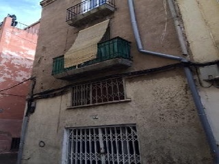 Local en venta en Valls de 86  m²
