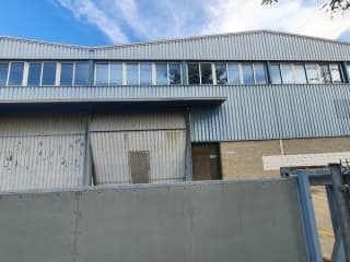Nave industrial situada en Abrera 5