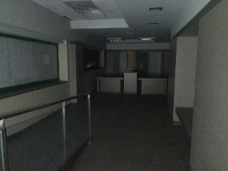 Local comercial en C/ Saavedra Fajardo, Madrid 7