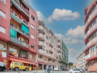 Pisos en C/ Empordà, Badalona (Barcelona) 13
