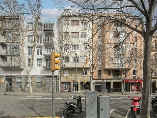 Piso en venta en Barcelona de 64  m²