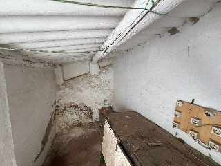 Casa adosada en calle Huelva, La Roda de Andalucía 11