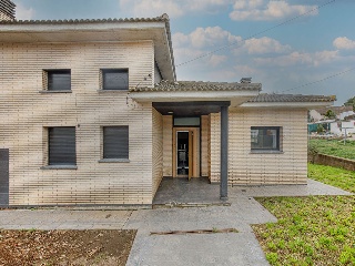 Chalet independiente en C/ Canigó - Urb Llac del Cigne -  Caldes de Malavella 4
