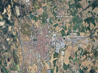 Suelo urbano en C/ Calçada -Vilatenim, Figueres (Girona) 16