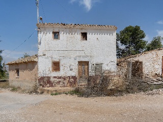 00856-0001 3