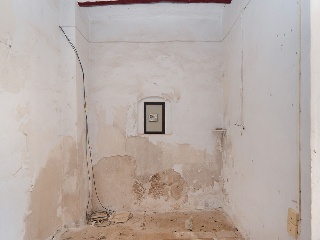 00856-0001 11