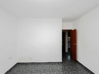 Piso en C/ Emporda - Barcelona - 18
