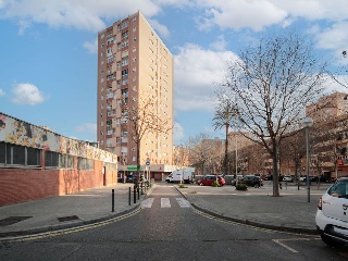 Piso en C/ Emporda - Barcelona - 30
