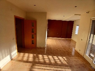 Piso en C/ Atlántida, Girona 3