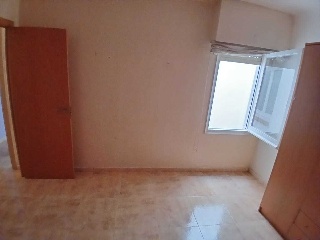 Piso en C/ Atlántida, Girona 7