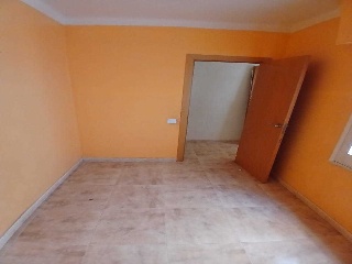 Piso en C/ Atlántida, Girona 8