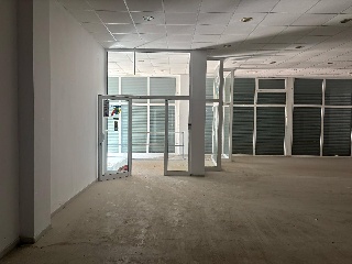 Local en C/ Lluís Muncunill, Terrassa (Barcelona) 9