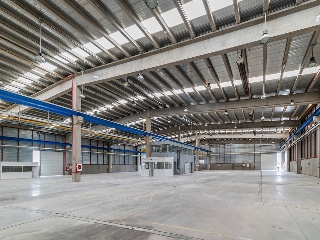 Nave industrial en C/ Poseidón, Meco (Madrid) 29