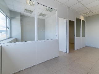 Nave industrial en C/ Poseidón, Meco (Madrid) 35