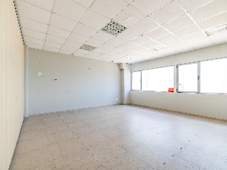 Nave industrial en C/ Poseidón, Meco (Madrid) 76