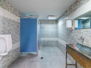 Nave industrial en C/ Poseidón, Meco (Madrid) 80