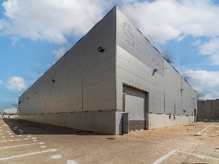 Nave industrial en C/ Poseidón, Meco (Madrid) 87
