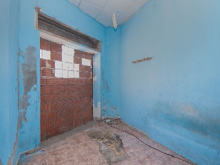 00851-0001 16
