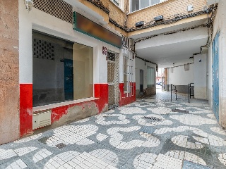 Locales comerciales en Av Jesús Rescatado - Córdoba - 16