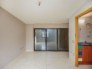 Casa adosada en C/ Major - Salt - Girona 15