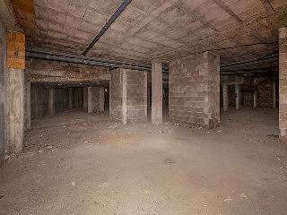 00017-0001 18