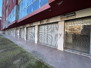 Local en C/ Port Lligat 23