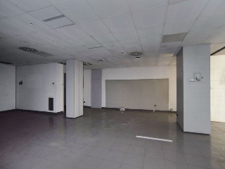 Local en Av Roma - Manlleu - Barcelona 12