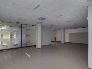 Local en Av Roma - Manlleu - Barcelona 16