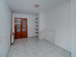 Piso con garaje y trastero en Maria de Pita - O Barco - Ourense 4