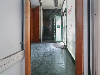 Local comercial en Santa Coloma de Gramenet (Barcelona) 15