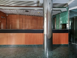 Local comercial en Santa Coloma de Gramenet (Barcelona) 18