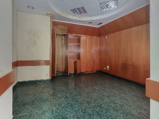 Local comercial en Santa Coloma de Gramenet (Barcelona) 20