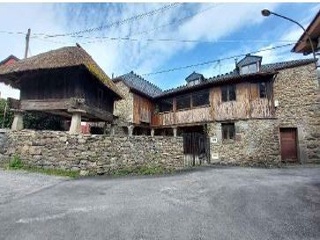 Chalet en Villablino - León - 13