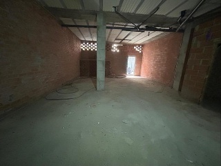 Local comercial en C/ Les Eres Altes - Vila-seca - Tarragona     8