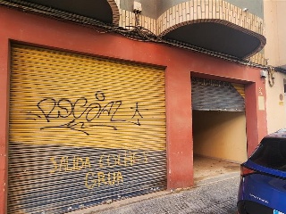Calle Reina Isabel II 14 18