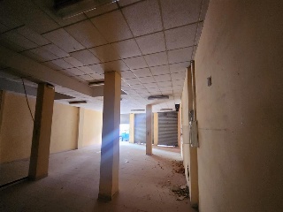 Calle Reina Isabel II 14 21