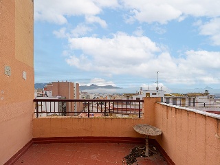 Canovas Del Castillo 18