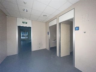 AVENIDA. CESAREO ALIERTA 53 2