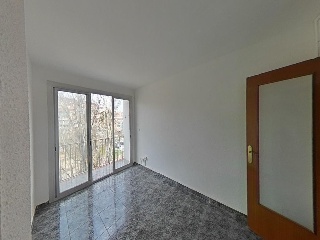 Vivienda en Ctra Antigua de Valencia - Badalona - Barcelona 2
