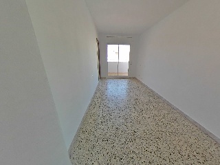 Piso en C/ Escultor Manolo Hugué - Badalona - Barcelona 2