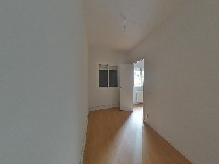 Vivienda en C/ Cadí, Barcelona 8