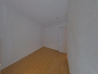 Vivienda en C/ Cadí, Barcelona 13